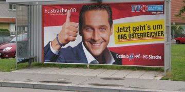 Streit um die Maut: Wie die FPÖ in Brüssel Österreichs Autofahrer verrät