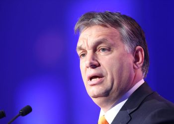 Orbáns 8 Schritte zur Umwälzung Ungarns