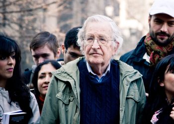 Wer beherrscht die Welt? Noam Chomsky im Portrait