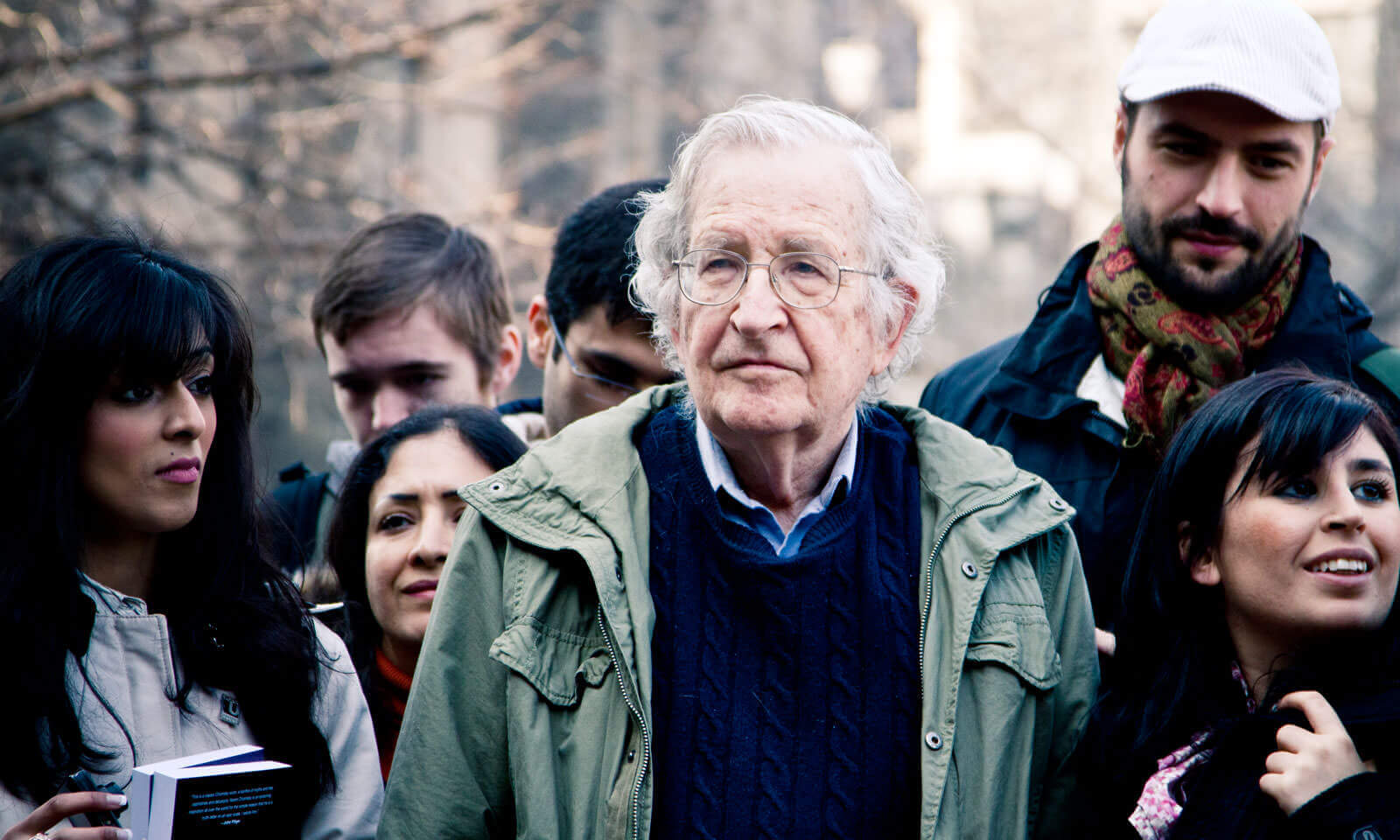 Wer beherrscht die Welt? Noam Chomsky im Portrait
