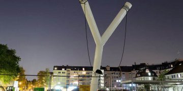 Schwarz-Blau katapultiert Defizit nach oben und kündigt großes Kürzungspaket an