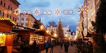 Teurer Punsch, niedrige Löhne: Alltag auf dem Christkindlmarkt