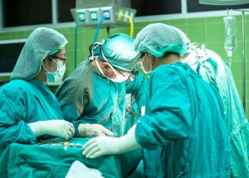 Jährlich 32.400 Krankenhaus-Aufenthalte durch Rauchen in der Gastronomie