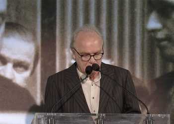 Köhlmeier-Kritik an FPÖ: Mit vielen kleinen Schritten zum großen Bösen + Die Rede im Original + Video