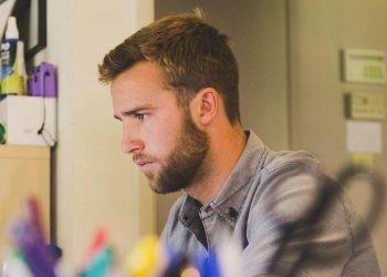 Überstunden machen unzufrieden – und bleiben oft unbezahlt