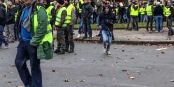 Gelbwesten: Macron hat die Arbeitenden verachtet, jetzt verachten die Arbeitenden ihn