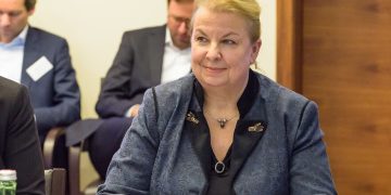 Weniger Förderung, keine Aufklärung und Minus-Punkte: Hartinger-Klein macht es arbeitslosen Frauen schwer