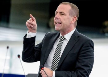 FPÖ-Vilimsky finanziert rechtsextremes Magazin „Info Direkt“ mit Steuergeld