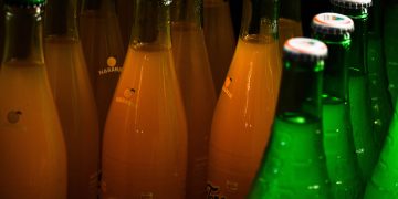 Pfandflaschen - Photo by Mana Amir on Unsplash