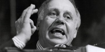 Jean Ziegler: Die größten Konzerne haben mehr Macht, als je ein Kaiser oder König hatte