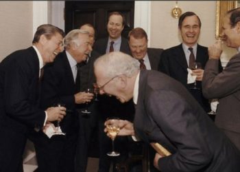 Risiko und Innovation spielt bei der Steigerung des Gewinn keine wichtige Rolle mehr. Steuergeschenke an Konzerne und niedrige Löhne reichen dafür aus.