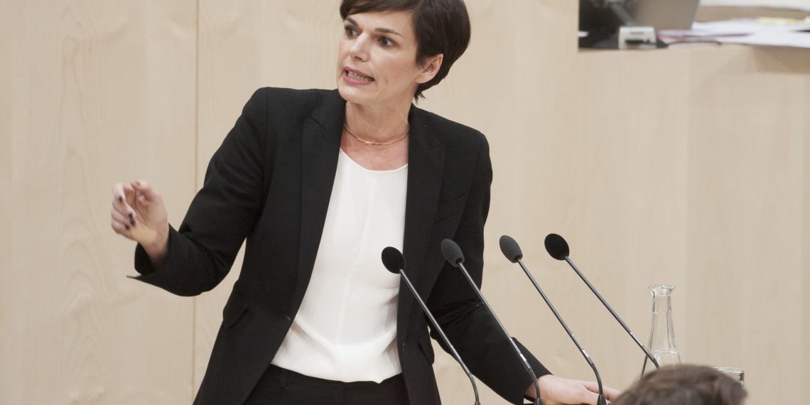 Parlament beschließt Verbot von Großspenden – ÖVP dagegen