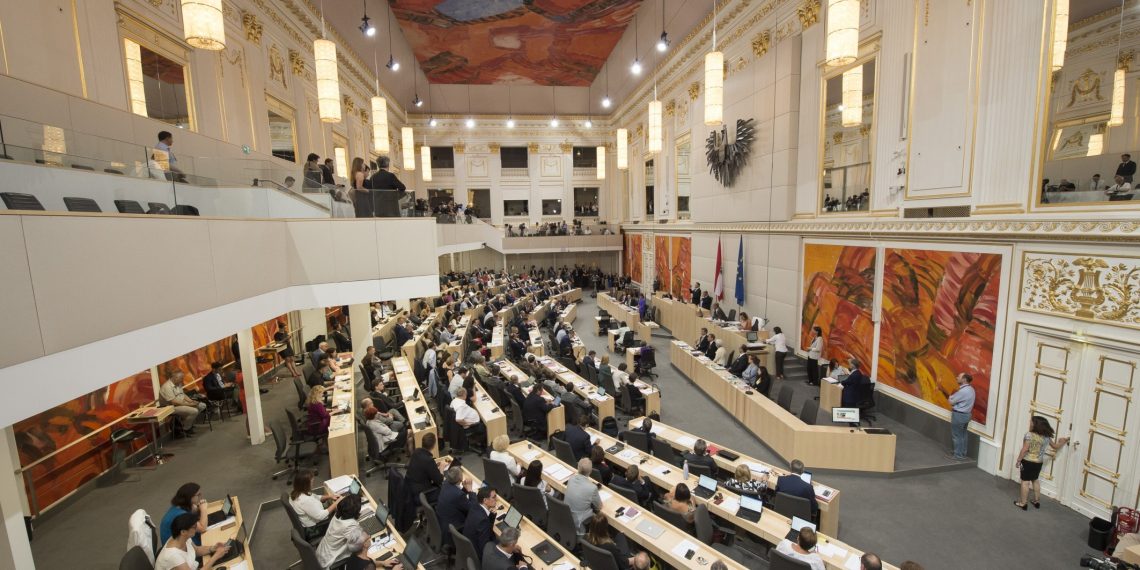 Die Top 10 Abstimmungen: Das hat der Nationalrat im Sommer beschlossen