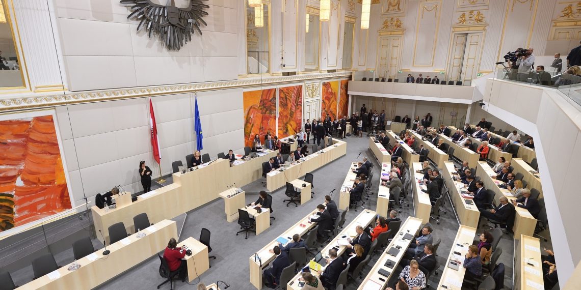 Sebastian Kurz: dringliche Anfrage von SPÖ im Nationalrat