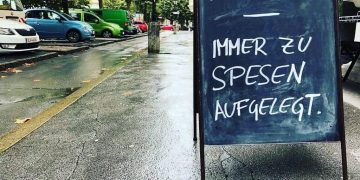 So reagiert das Netz – Die besten Memes & Tweets zu Strache und den Spesen