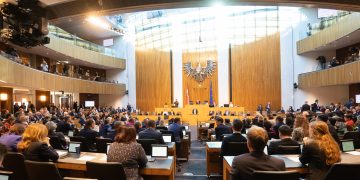 Abgeordnete im neuen Nationalrat 2024 (Foto: Parlamentsdirektion/Ulrike Wieser)