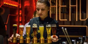 Einkommensentwicklung: Beschäftigte bekommen zu wenig, Aktionäre zu viel