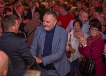 „Doskomania“ – SPÖ holt Absolute im Burgenland!