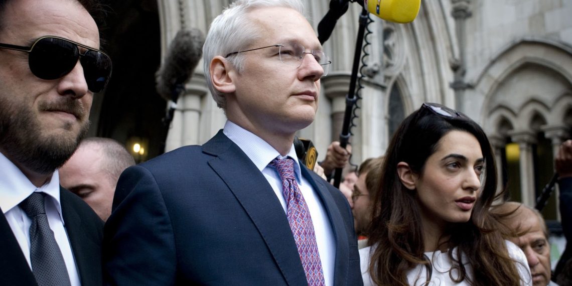 Europarat beschließt: Julian Assange muss sofort freigelassen werden!