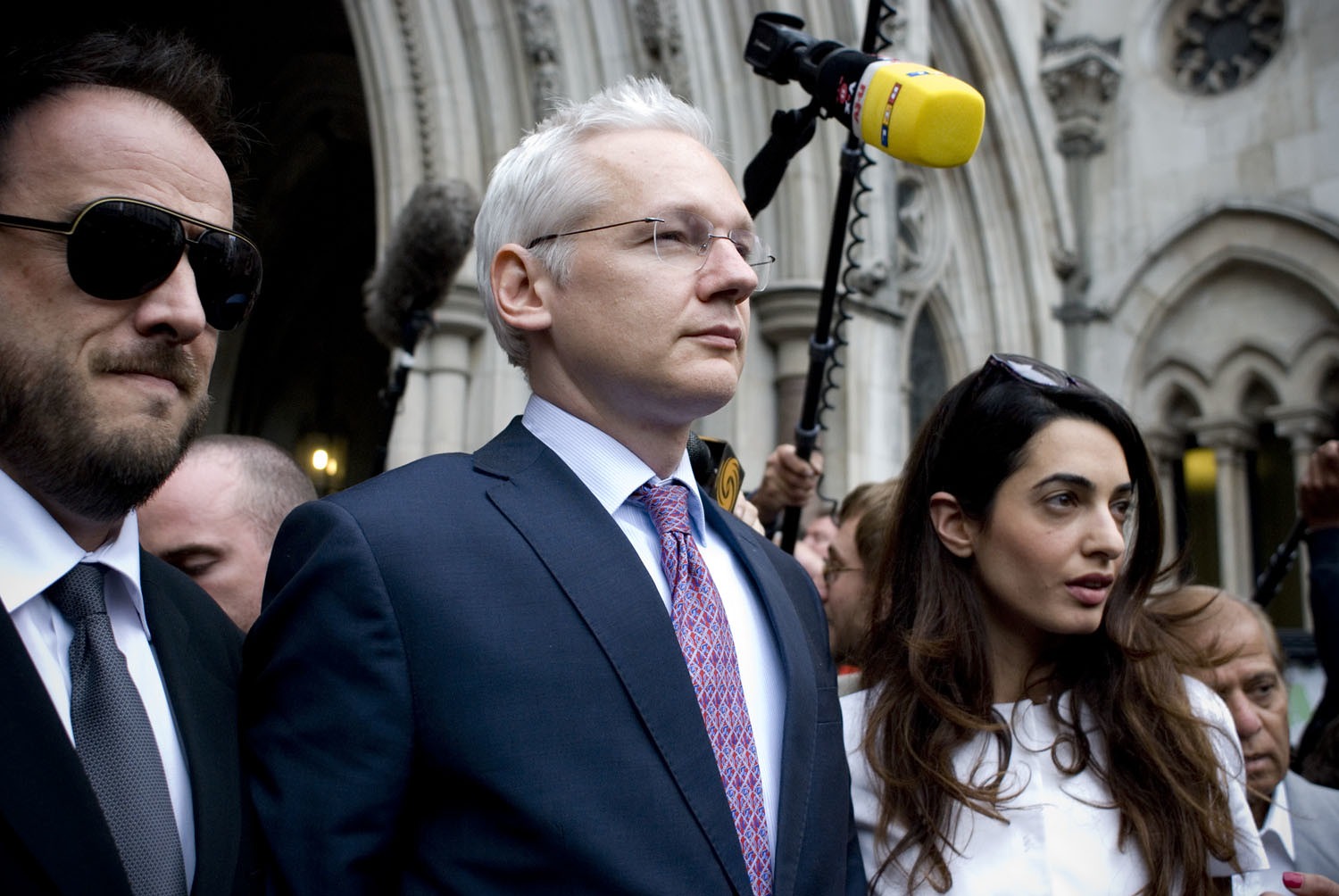 Europarat beschließt: Julian Assange muss sofort freigelassen werden!