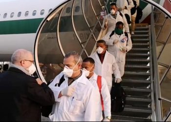 Kuba kommt Italien zur Hilfe und schickt 52 Ärzte in die Krisenregion