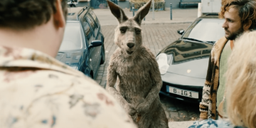 Marc-Uwe Klings "Die Känguru Chroniken" ist nun endlich als Film in die Kinos eingezogen. Das Känguru kämoft gegen rechten Populismus.