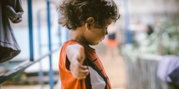 Im 8. reichsten Land der Welt: Zehntausende Kinder bleiben jahrelang unbehandelt