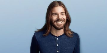 Dan Price, Manager aus Seattle, kürzte sein Gehalt und zahlt seinen Mitarbeitern nun 80.000 Euro pro Jahr.