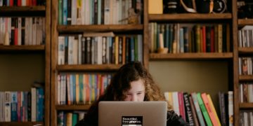 Das Letzte, was die Familien jetzt brauchen, ist Schulstress: Sitzenbleiben abschaffen!