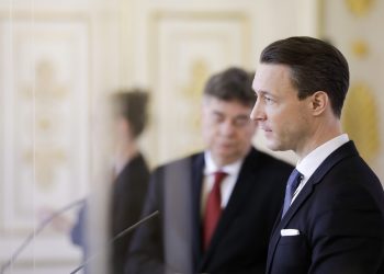 EU-Wiederaufbaufonds: Finanzminister Blümel riskiert, 3 Milliarden Euro zu verspielen