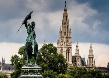 Überforderter Finanzminister Blümel macht jetzt Nebenjob: ÖVP Wien Kandidat