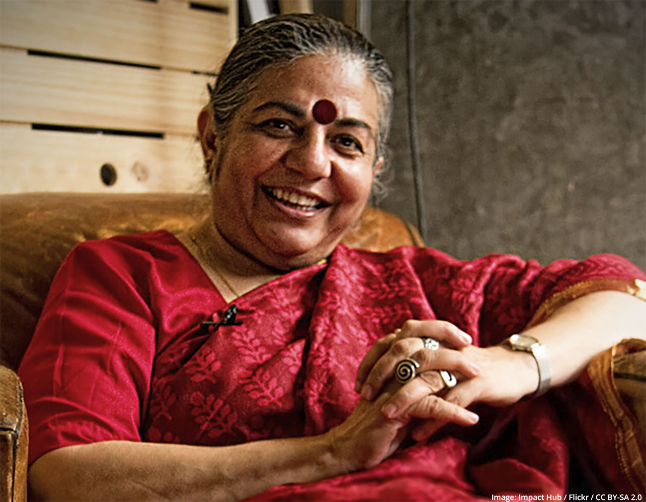 Vandana Shiva verteidigt die Rechte von Bauern gegen Konzerne wie Monsanto und Nestlé