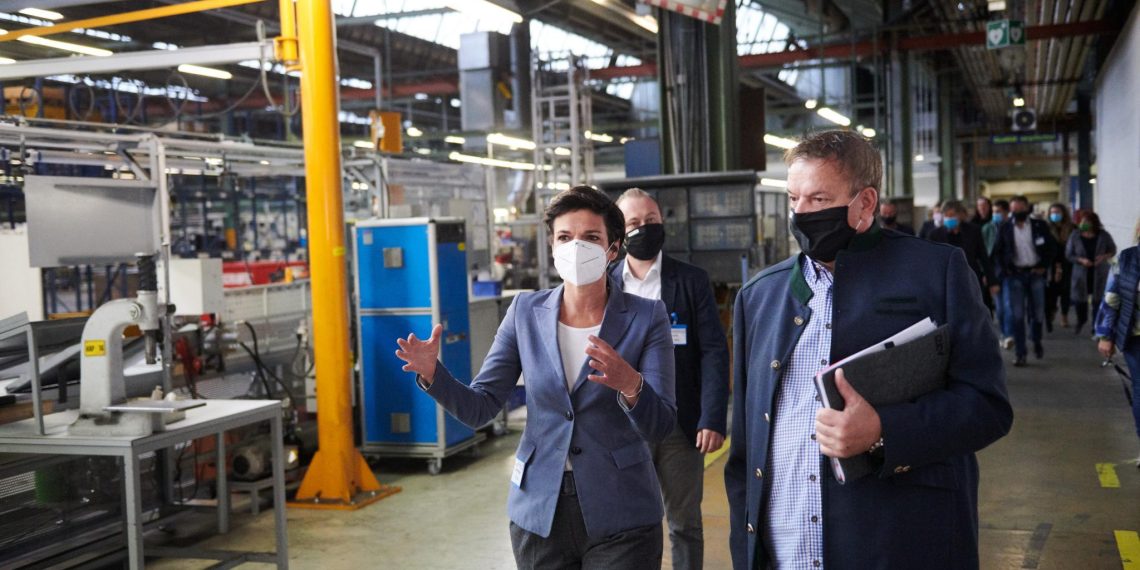 Rendi-Wagner bei ATB: Konzerne dürfen Österreichs Arbeitnehmer und Steuerzahler nicht ausnützen