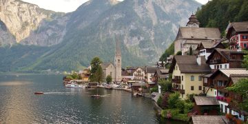 Intransparenz: Blümel verweigert Auskunft, welche Gemeinden Corona-Hilfen erhalten haben