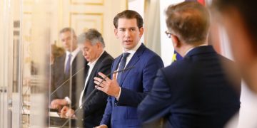 Corona: Regierung macht Fehler und schiebt die Schuld auf die Bevölkerung