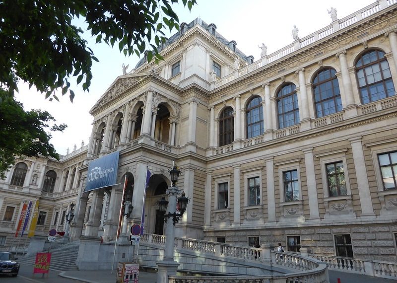 Das Letzte, was Studierende während Corona brauchen: Schärfere Regeln