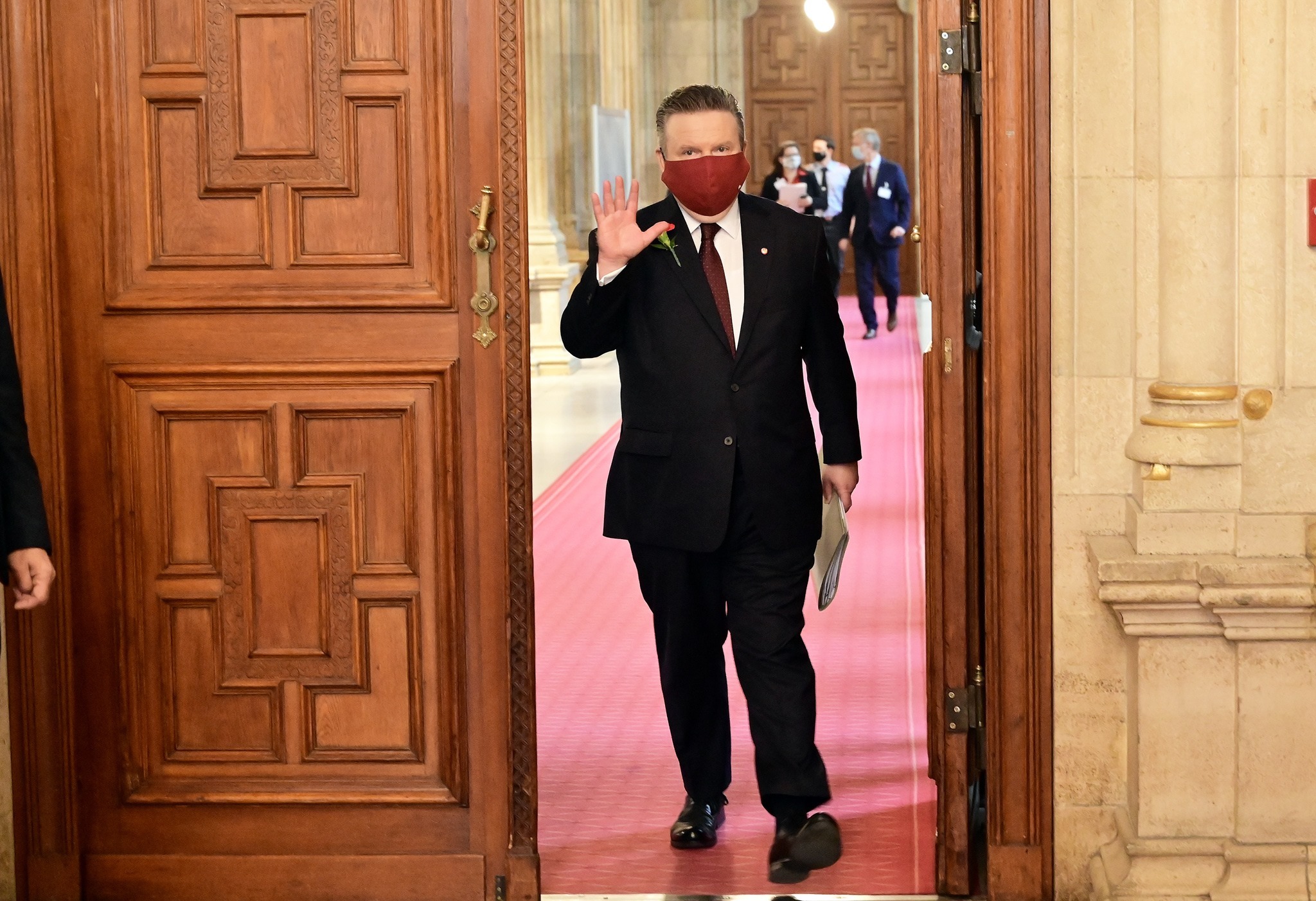 Rot-Pink Premiere in Wien: Mehr Sozialstaat, Klimaschutz und Transparenz