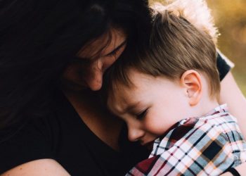 Abschiebungen von Kindern mitten in der Corona-Pandemie – Mitschüler wehren sich