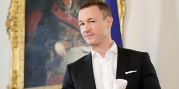 Opposition zeigt Blümel wegen Falschaussage an