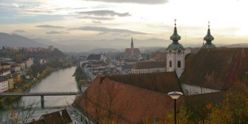Schulden machen oder Bus-Intervalle streichen: Leere Gemeindekassen bedrohen die Lebensqualität
