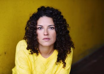 ‚Die Diskriminierung von Deutschen in Österreich finde ich ‚Sch*****‘ – Claudia Kottal im Interview