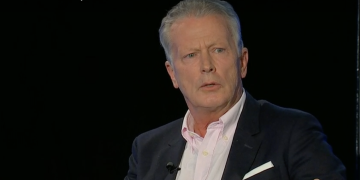 „Appelle reichen nicht“: Ex-Vizekanzler Mitterlehner kritisiert das lasche Vorgehen der Regierung bei MAN