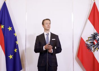 Verfassungsexperte Matzka: Das Vorgehen des Finanzministers gefährdet die Demokratie