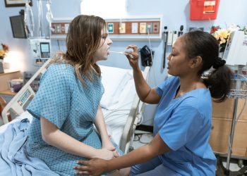 Der Pflege geht das Personal aus: Der Schlüssel sind die Ausbildungsbedingungen