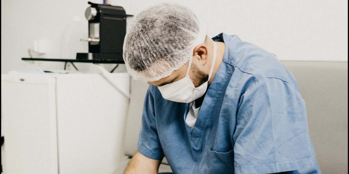 Überlastung: Die Hälfte der Pflegekräfte überlegt, den Pflegeberuf aufzugeben