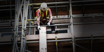 Regierung: weniger Strafen bei Lohndumping, mehr Strafen für Arbeitslose