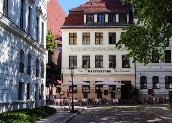 Wohnen in Berlin - DW enteignen - Photo: unsplash-marie-bellando-mitjans