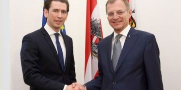 Stelzer mit Kurz - Foto: Land Oberösterreich