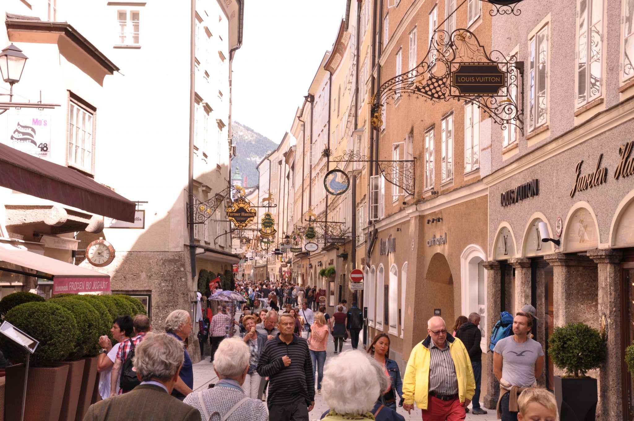 Quer durch alle Schichten: 2 von 3 Menschen in Österreich wollen mehr Umverteilung