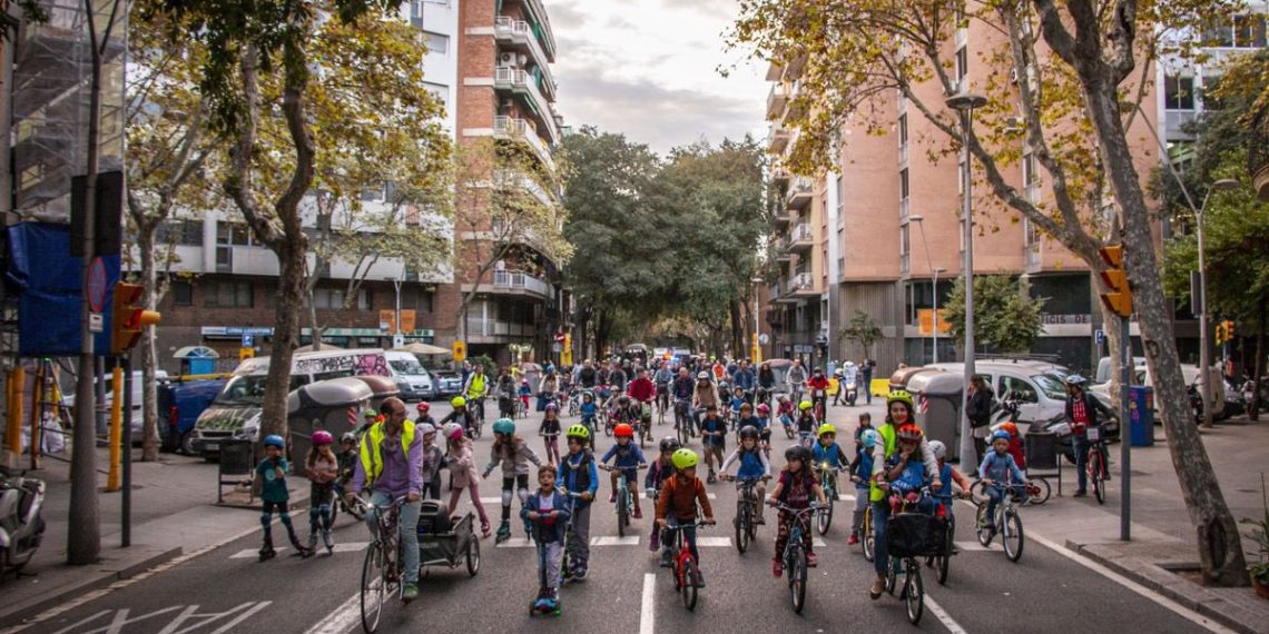Projekt BiciBus in Barcelona - Foto: Albert Montellà auf Twitter